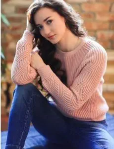 Elite escort service in Pardi for home and hotel visits